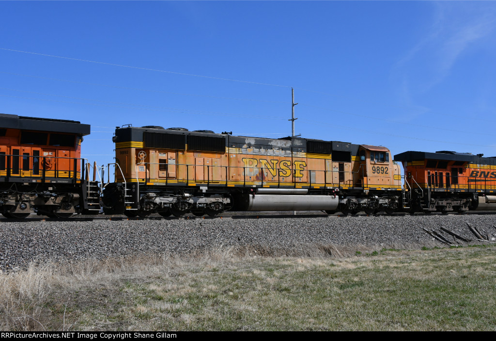 BNSF 9892 Roster shot.